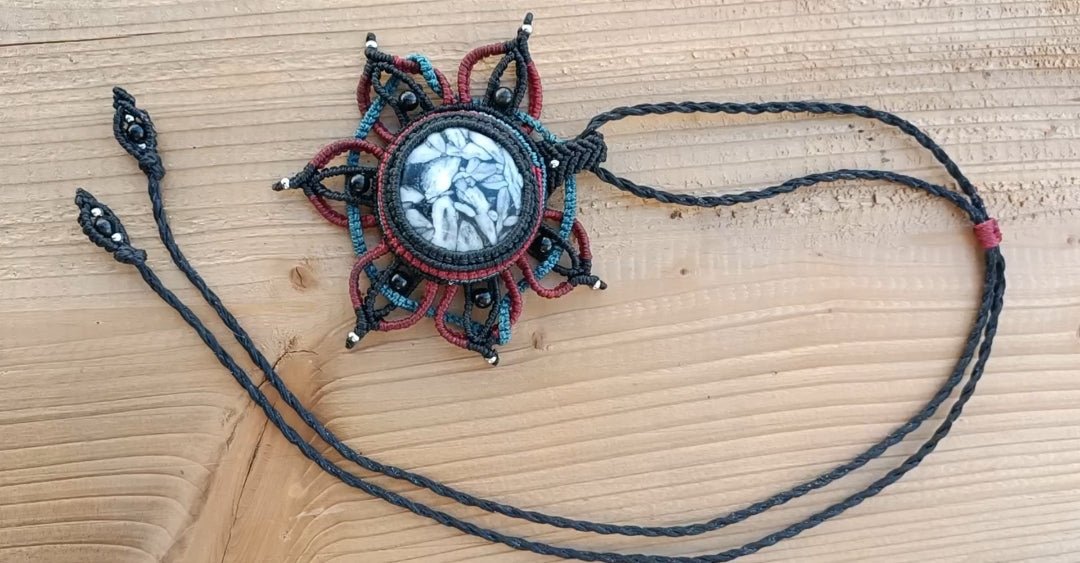 Collier Mandala Astra - Lunestya Macramé